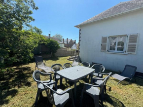 Maison avec jardin près de la mer - FR-1-361-560